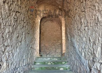 Scale - Semi-detached house VIA  PADRE GIROLAMO MONTEFORTINO
 
9, Artena - photo 7
