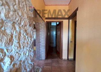 Hall / corridoio - Semi-detached house VIA  PADRE GIROLAMO MONTEFORTINO
 
9, Artena - photo 17