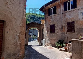 Casa all\'aperto - Semi-detached house VIA  PADRE GIROLAMO MONTEFORTINO
 
9, Artena - photo 36