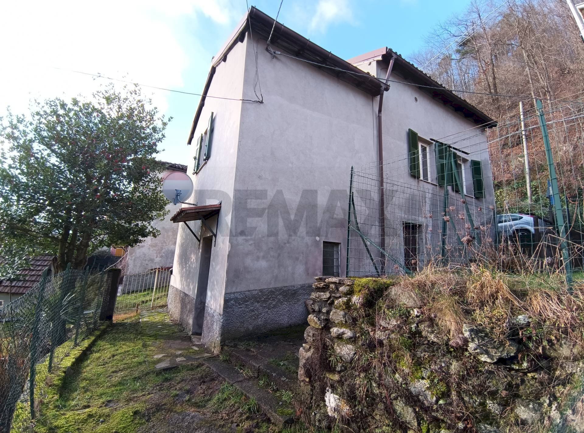 Casa all\'aperto - Casa indipendente Località Panelli
 
28, Mallare - foto 1