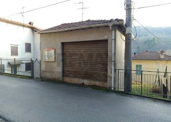 Casa all\'aperto - Casa indipendente Località Panelli
 
28, Mallare - foto 5