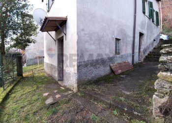 Casa all\'aperto - Casa indipendente Località Panelli
 
28, Mallare - foto 15