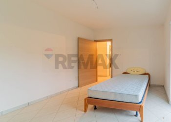 Camera / camera da letto - Trilocale via aia chiavella
 
snc, L'Aquila - foto 34