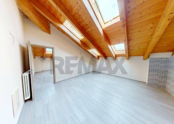 Stanza vuota - Appartamento Via Malvezzi
 
4, Terre del Reno - foto 3