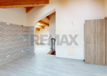 Stanza vuota - Appartamento Via Malvezzi
 
4, Terre del Reno - foto 6