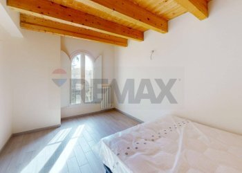 Camera / camera da letto - Appartamento Via Malvezzi
 
4, Terre del Reno - foto 14