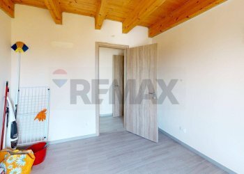 Stanza vuota - Appartamento Via Malvezzi
 
4, Terre del Reno - foto 15