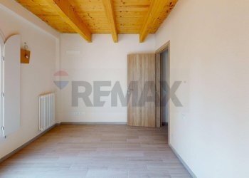 Stanza vuota - Appartamento Via Malvezzi
 
4, Terre del Reno - foto 18