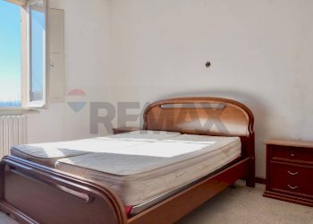 Camera / camera da letto - Trilocale Viale Mazzini
 
3, Montemarciano - foto 10