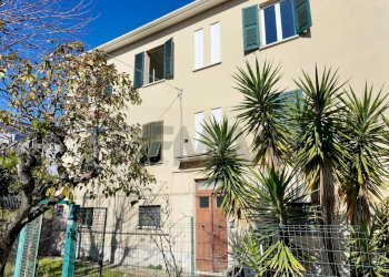 Edificio all\'aperto - Trilocale Viale Mazzini
 
3, Montemarciano - foto 37