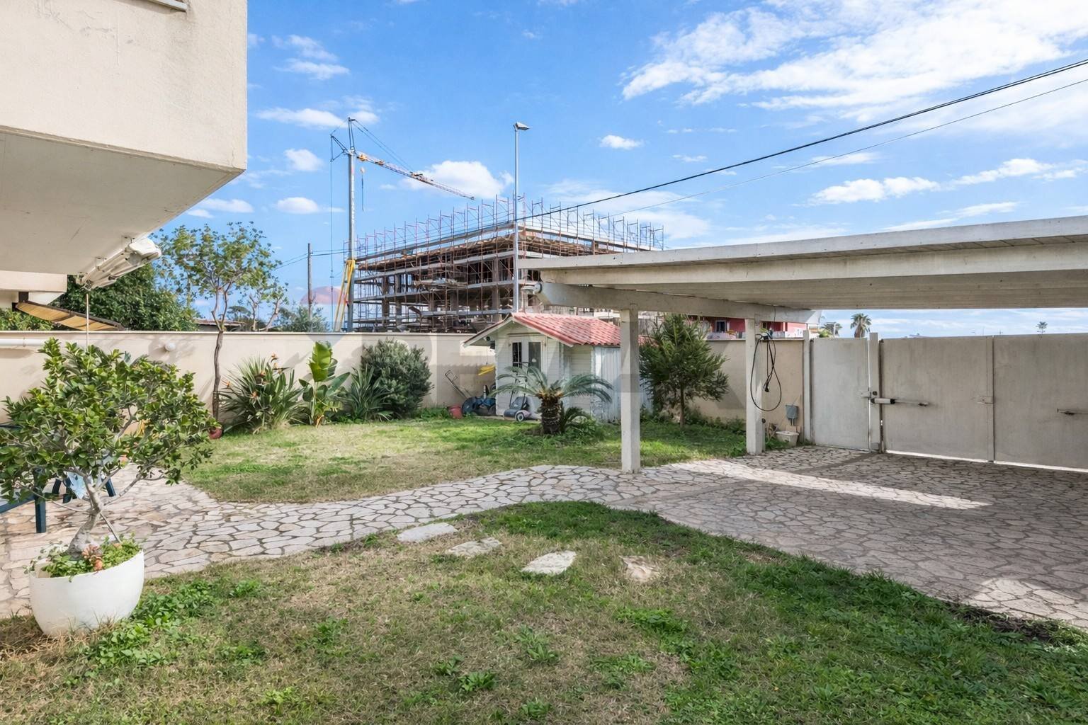 Giardino - Casa semi indipendente Via Ulderico De Cesaris
 
34, Fiumicino - foto 2