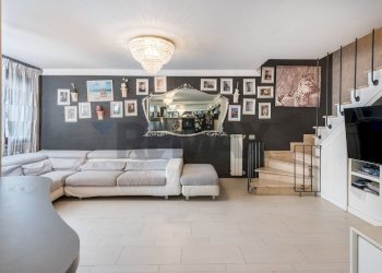 Soggiorno - Casa semi indipendente Via Ulderico De Cesaris
 
34, Fiumicino - foto 10