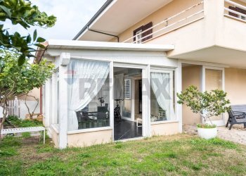 Casa all\'aperto - Casa semi indipendente Via Ulderico De Cesaris
 
34, Fiumicino - foto 32