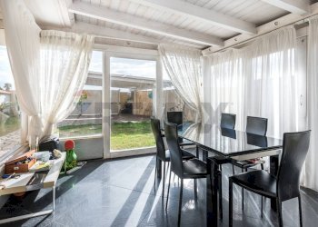 Sala da pranzo - Casa semi indipendente Via Ulderico De Cesaris
 
34, Fiumicino - foto 34