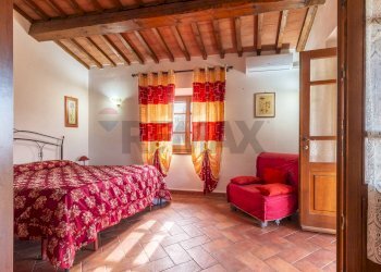 Camera / camera da letto - Villa strada provinciale Fibbianello 155
 
0, Semproniano - photo 24