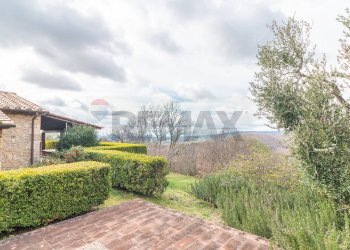 Giardino - Villa strada provinciale Fibbianello 155
 
0, Semproniano - photo 27