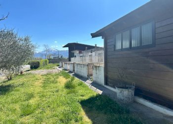 esterno - Casa indipendente Strada Vecchia di Pianfei
 
4, Villanova Mondovì - foto 9