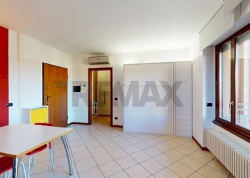 Sala da pranzo - One-room apartment Via Remo La Valle
 
3, Milano - photo 4