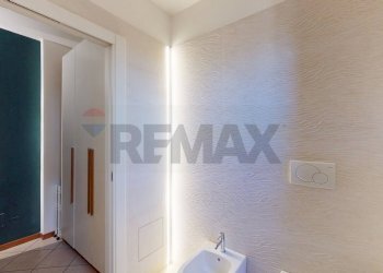 Hall / corridoio - One-room apartment Via Remo La Valle
 
3, Milano - photo 14