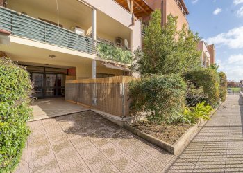 Edificio all\'aperto - Bilocale Via Antonluigi Pietrogrande, Fiumicino - foto 1