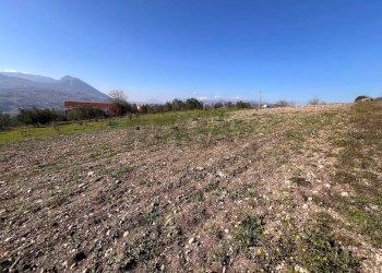 Vista delle montagne - Terreno agricolo contrada Lammia, Benevento - foto 3