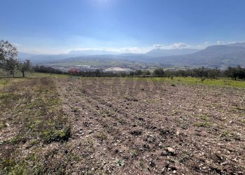 Vista delle montagne - Terreno agricolo contrada Lammia, Benevento - foto 4
