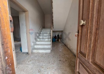 Scale - Casa indipendente Arpaise - foto 6