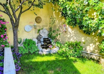Giardino - Independent house VIA ENRICO SANNIA
 
12, Morcone - photo 4