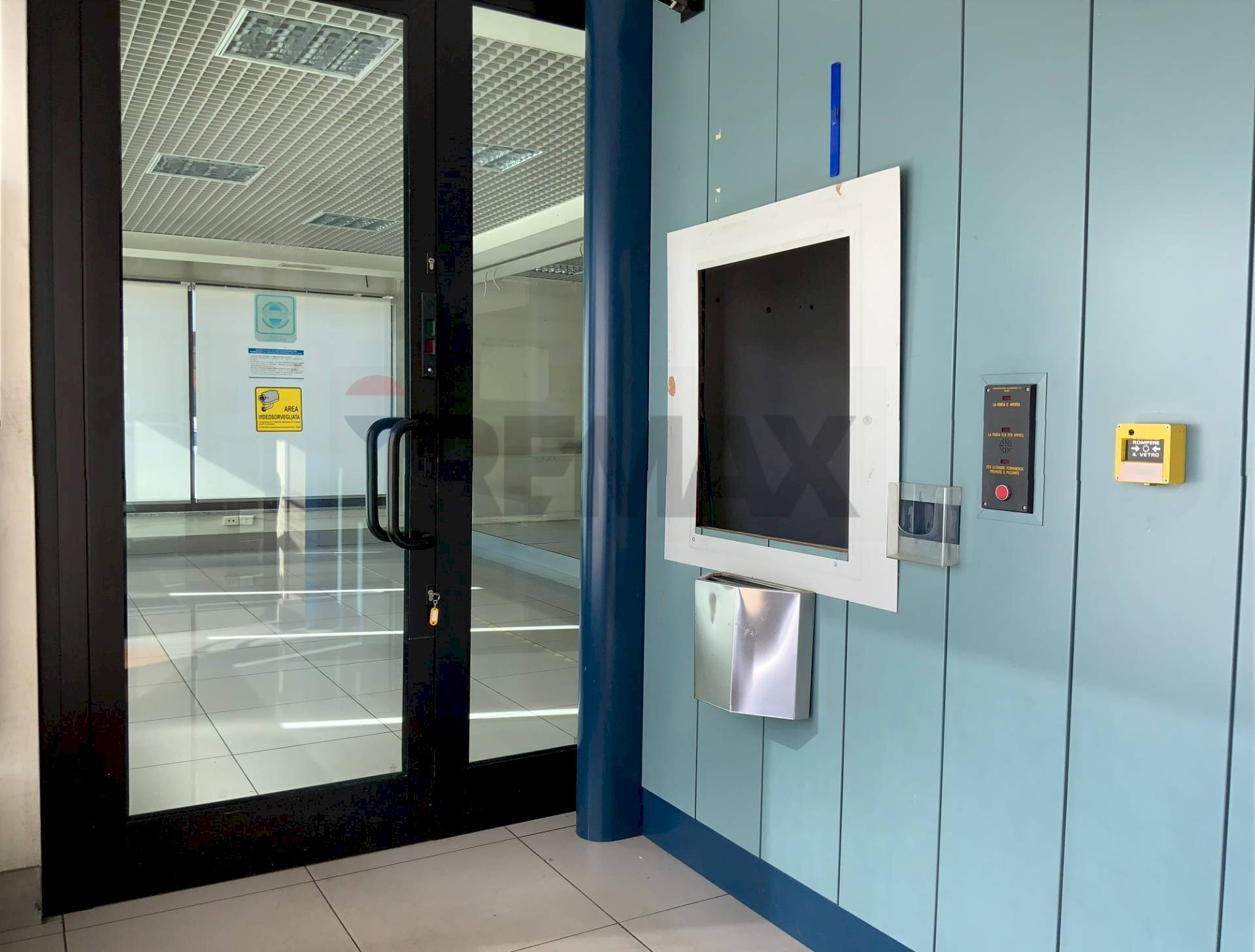 Ricezione / Lobby - Ufficio Via Trento
 
1, Gorla Minore - foto 2