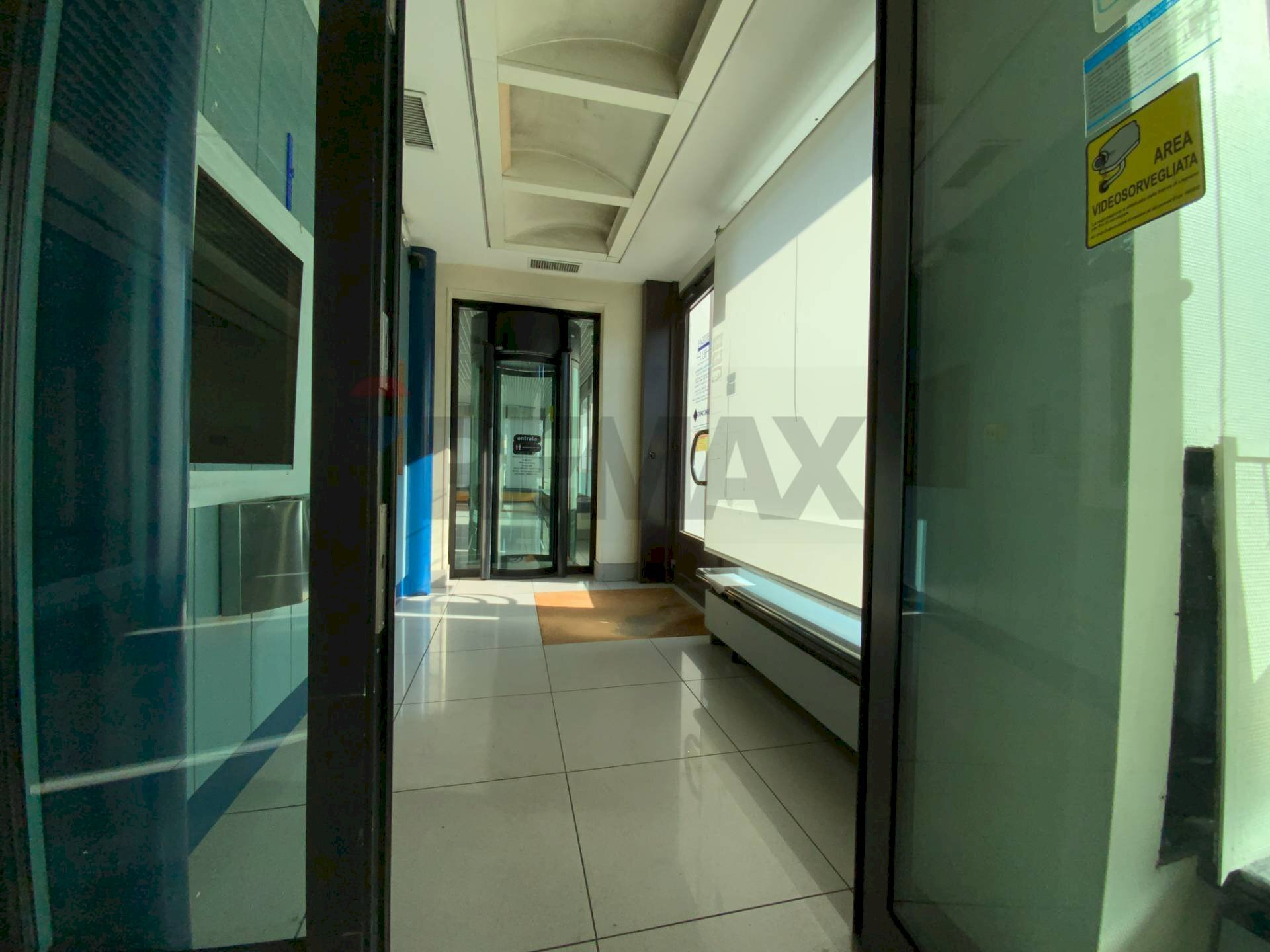 Ingresso - Ufficio Via Trento
 
1, Gorla Minore - foto 3