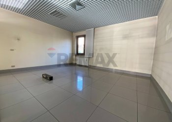 Ufficio - Office Via Trento
 
1, Gorla Minore - photo 10