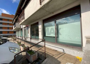 Edificio all\'aperto - Office Via Trento
 
1, Gorla Minore - photo 17