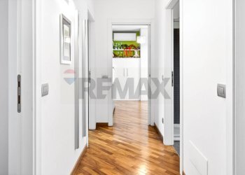 Hall / corridoio - Quadrilocale Sella
 
4, Busto Arsizio - foto 11