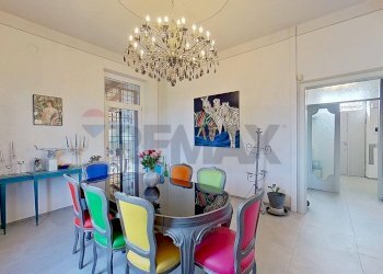 Sala da pranzo - Villa VIA GRAMSCI
 
1, Biandronno - foto 6