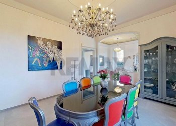 Sala da pranzo - Villa VIA GRAMSCI
 
1, Biandronno - foto 21