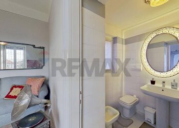 Bagno - Villa VIA GRAMSCI
 
1, Biandronno - foto 30