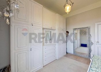 Camera / camera da letto - Villa VIA GRAMSCI
 
1, Biandronno - foto 45