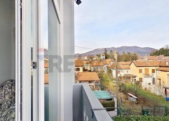 Balcone - Villa VIA GRAMSCI
 
1, Biandronno - foto 48