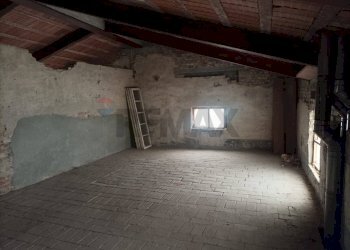 Stanza vuota - Casa indipendente frazione roncole verdi
 
23, Busseto - foto 7