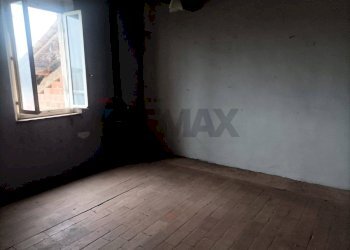 Stanza vuota - Casa indipendente frazione roncole verdi
 
23, Busseto - foto 13