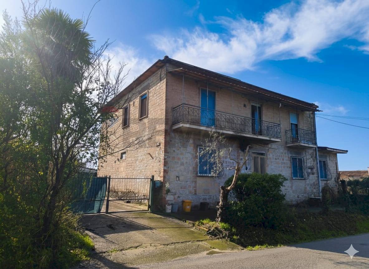 Casa all\'aperto - Casa indipendente Santi Cosma e Damiano - foto 1