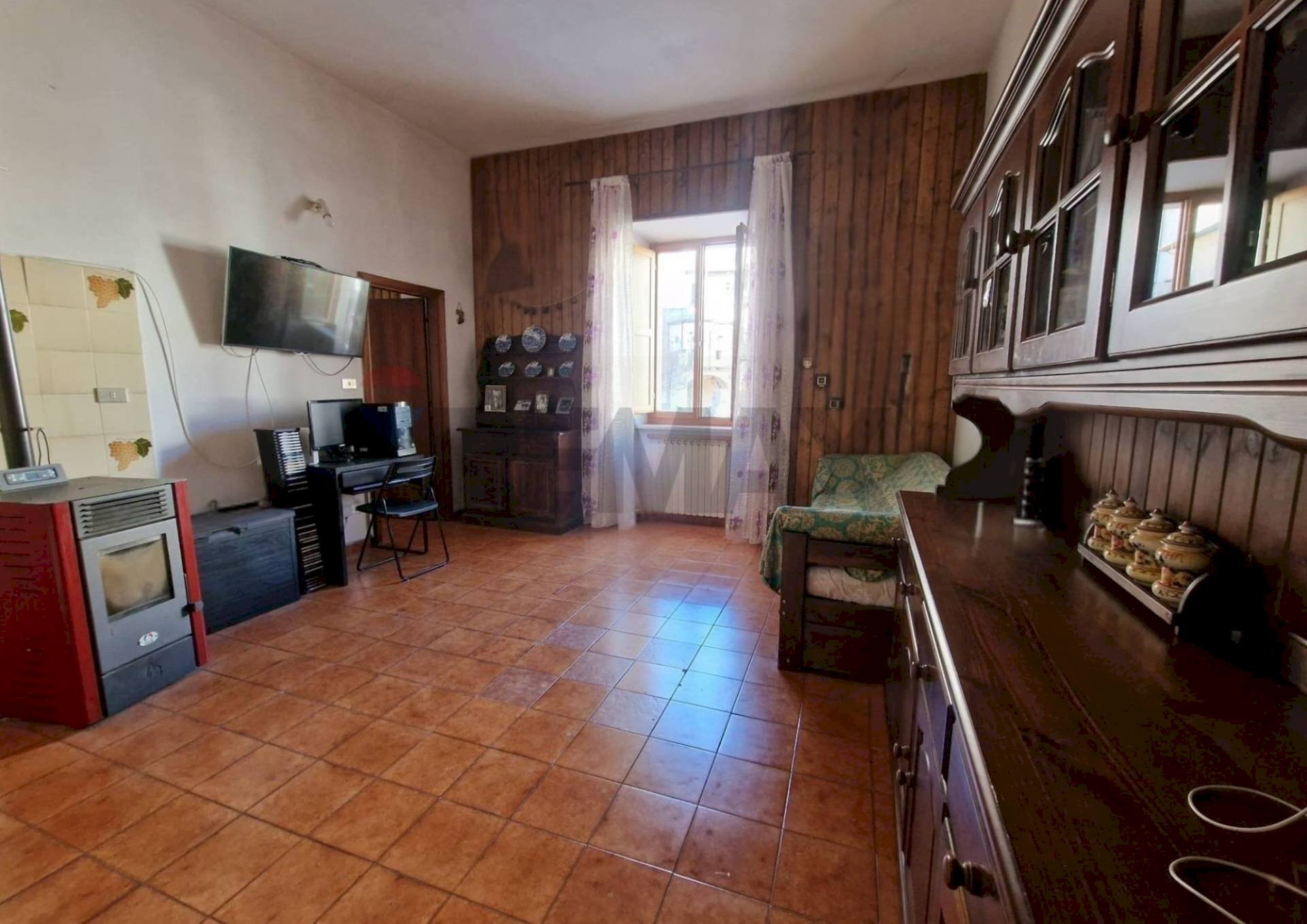 Soggiorno - Bilocale Via Benedetto Virgilio
 
28, Villetta Barrea - foto 3