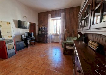 Soggiorno - Bilocale Via Benedetto Virgilio
 
28, Villetta Barrea - foto 3