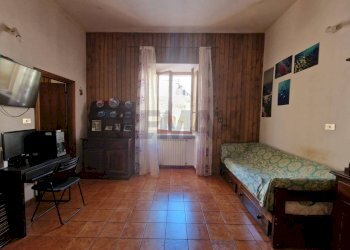 Camera / camera da letto - Bilocale Via Benedetto Virgilio
 
28, Villetta Barrea - foto 4