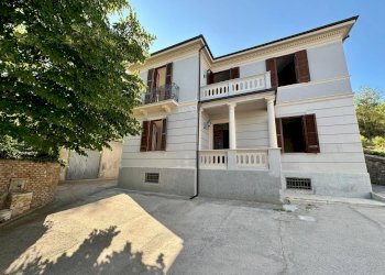 Foto 1 - Villa Via Serafino Rinaldi
 
25, Pescina - photo 1