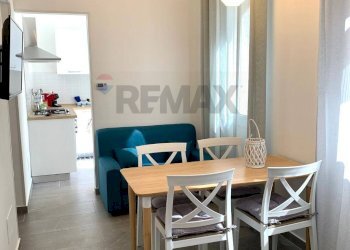 Sala da pranzo - Three-room apartment Via Carbone
 
69, Palermo - photo 1