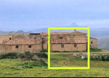 Facciata principale - Rustic contrada Mondoletto
 
s/n, Collesano - photo 1