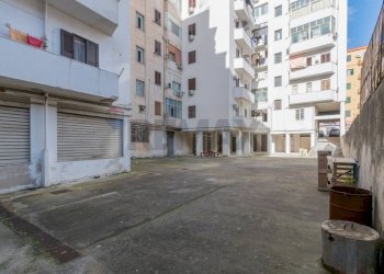 Edificio all\'aperto - Locale Commerciale Via Bergamo
 
8, Palermo - foto 8