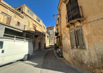 Edificio all\'aperto - Rustic Via Federico Ferrari Orsi
 
71, Palermo - photo 3