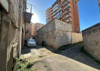 Edificio all\'aperto - Rustic Via Federico Ferrari Orsi
 
71, Palermo - photo 6